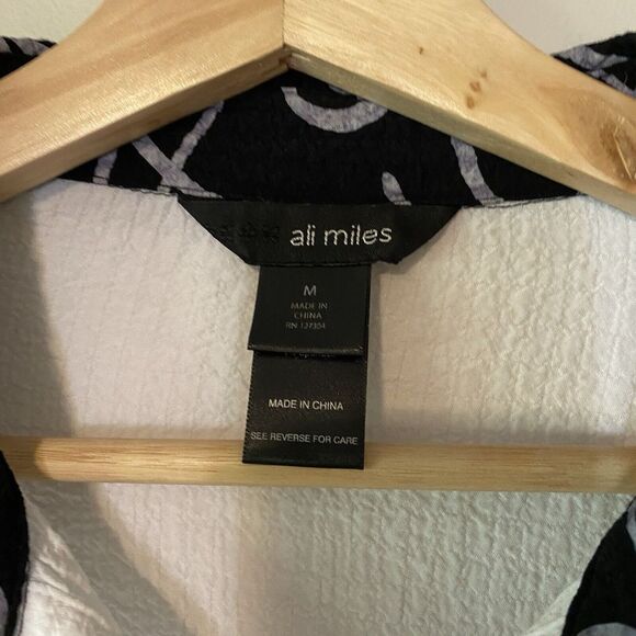 Ali Miles 3/4 Ruched Sleeve Button Up Crinkle Fabric Top Size Medium Lagenlook - Picture 3 of 9